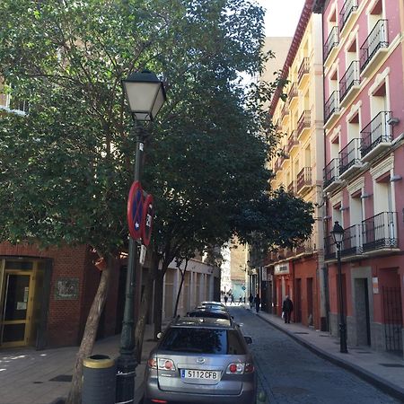 Apartamentos Auhabitat Zaragoza, Edificio De Apartamentos Turisticos ภายนอก รูปภาพ
