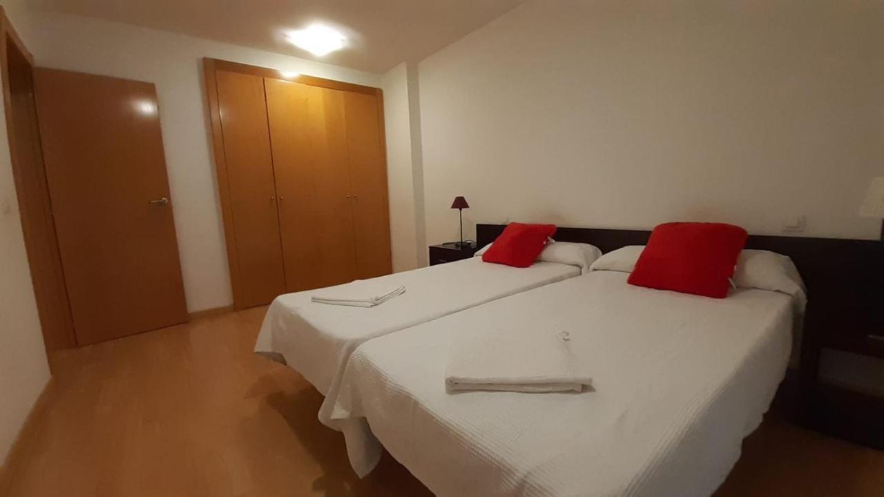 Apartamentos Auhabitat Zaragoza, Edificio De Apartamentos Turisticos ภายนอก รูปภาพ