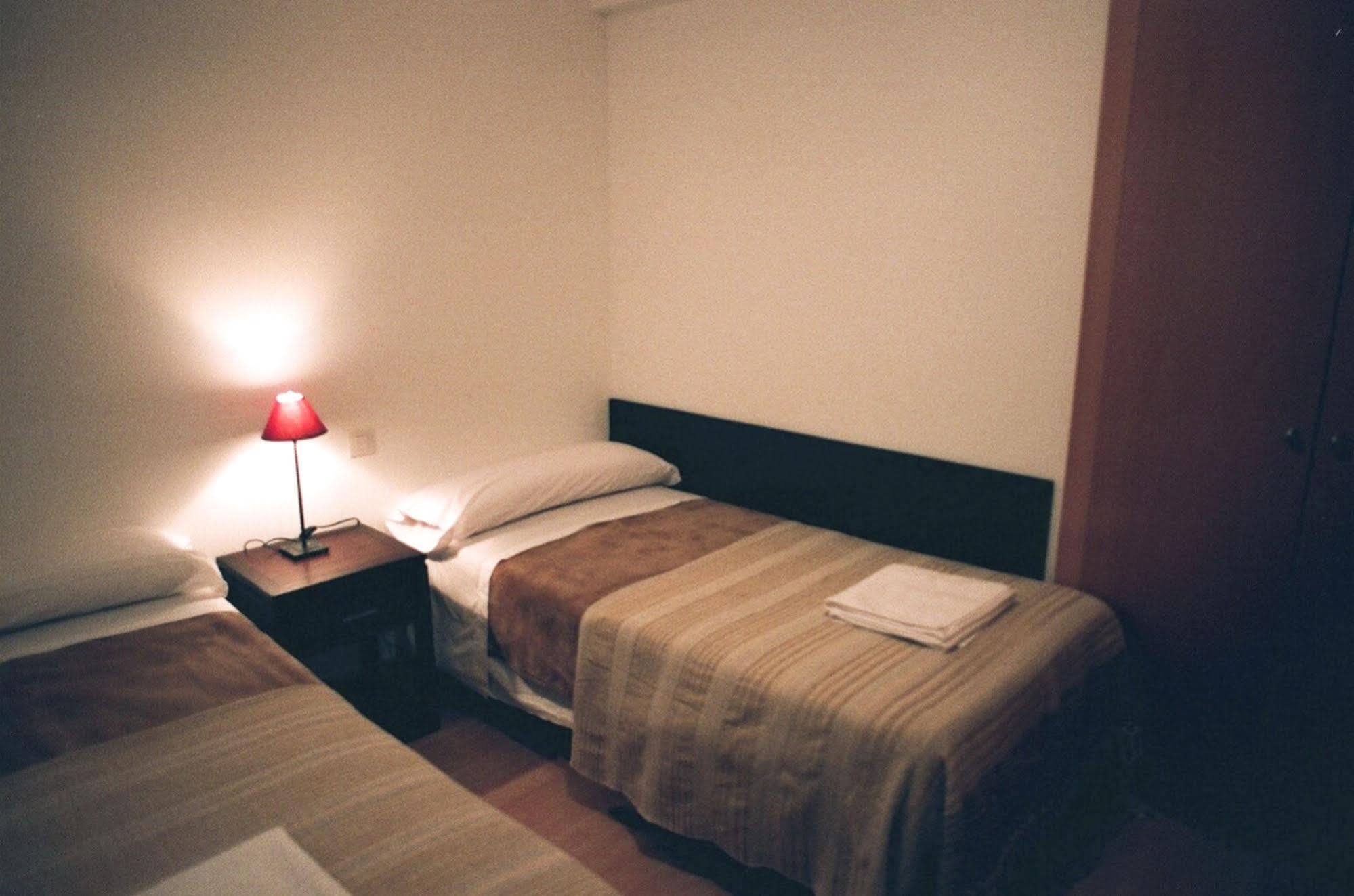 Apartamentos Auhabitat Zaragoza, Edificio De Apartamentos Turisticos ภายนอก รูปภาพ