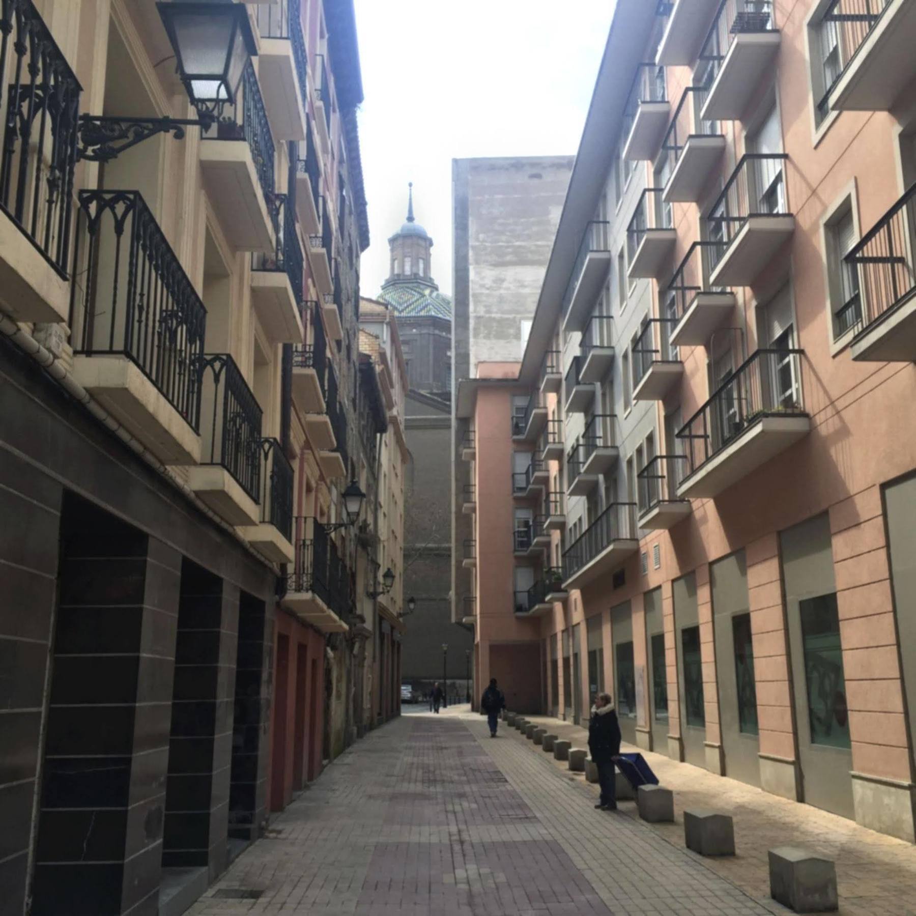 Apartamentos Auhabitat Zaragoza, Edificio De Apartamentos Turisticos ภายนอก รูปภาพ